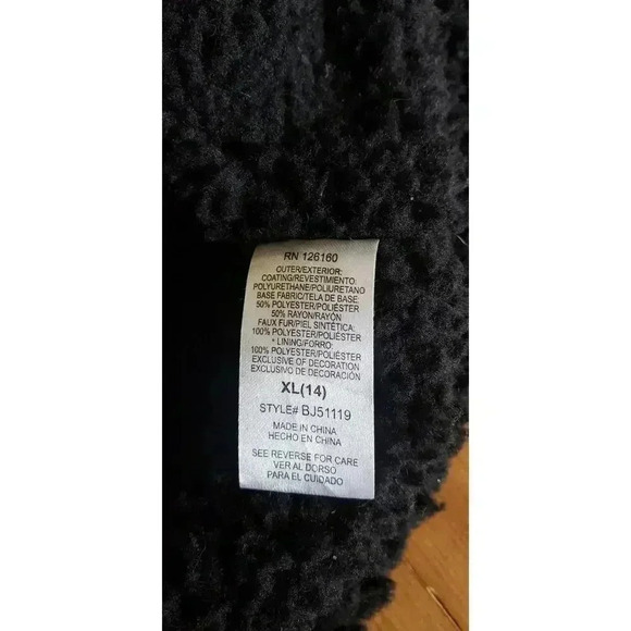 Betsey Johnson Gold Moto Jacket Girls size XL 14 faux leather with fleece lining - Picture 7 of 7